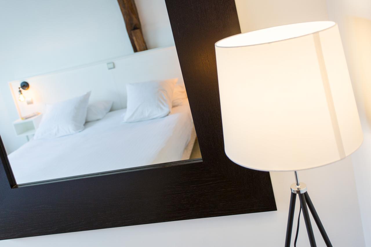 Logis Hotels Restaurant La Mere Hamard Semblancay Экстерьер фото