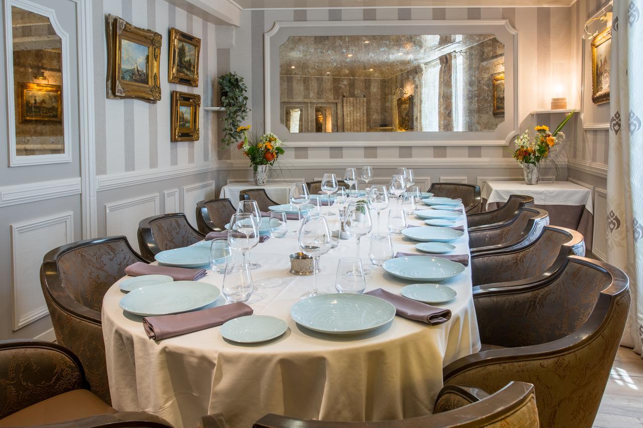 Logis Hotels Restaurant La Mere Hamard Semblancay Экстерьер фото