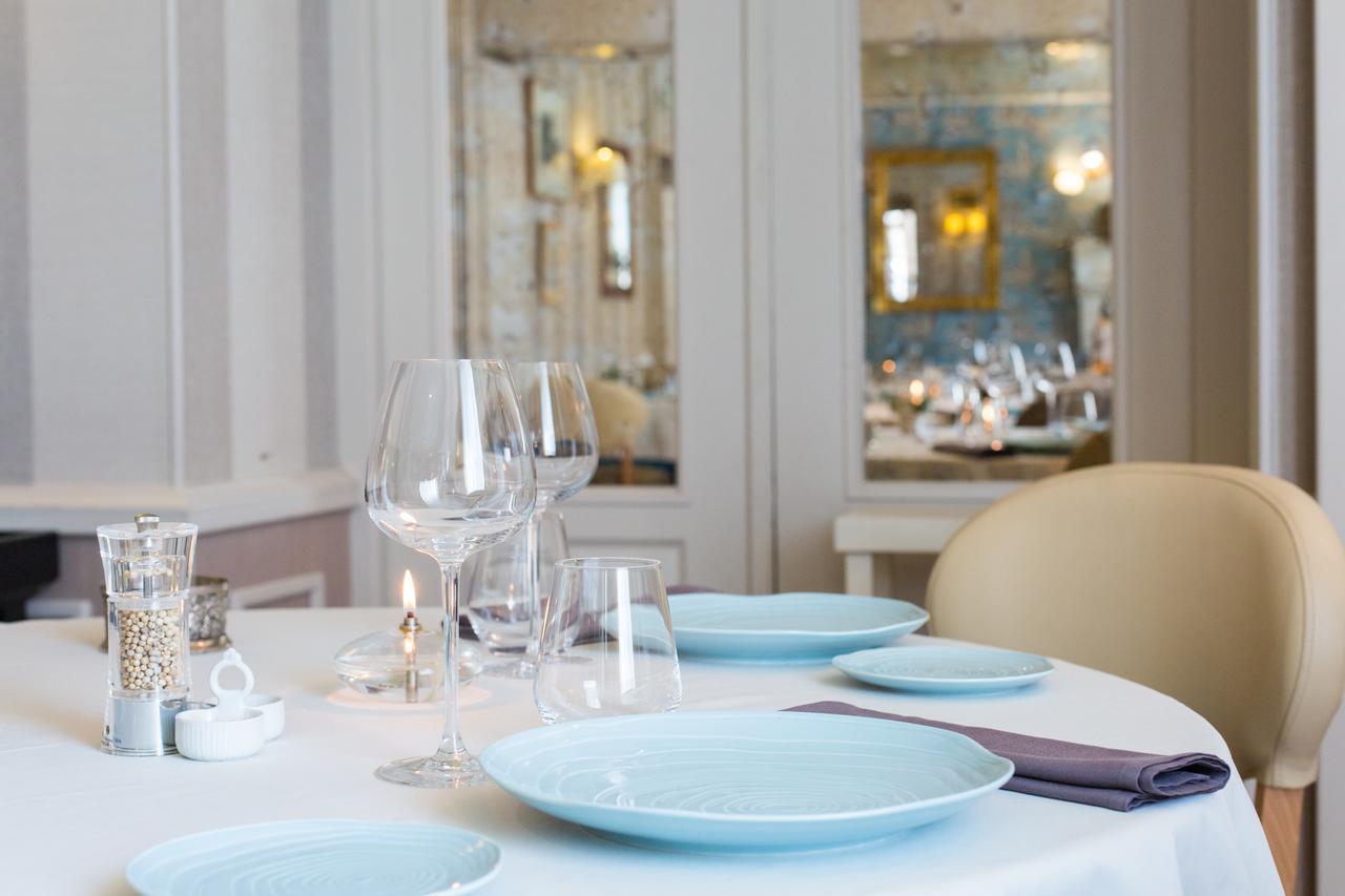 Logis Hotels Restaurant La Mere Hamard Semblancay Экстерьер фото