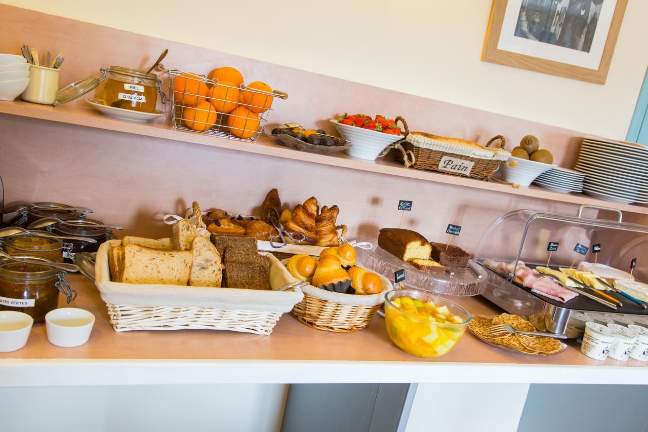 Logis Hotels Restaurant La Mere Hamard Semblancay Экстерьер фото