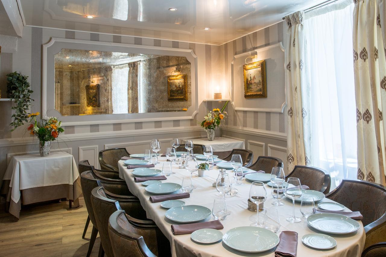 Logis Hotels Restaurant La Mere Hamard Semblancay Экстерьер фото